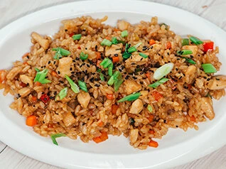 Рис с курицей и овощами