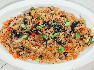 Рис с овощами и грибами 