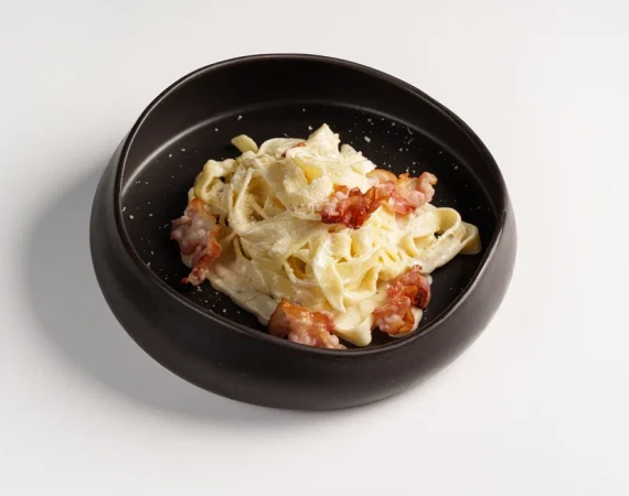 Азиатская сливочная паста с беконом 220гр