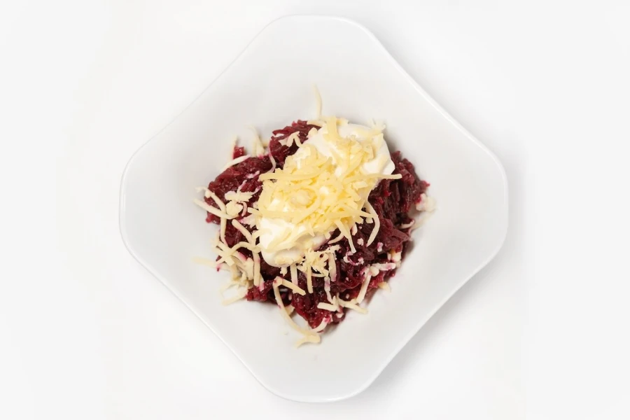 Салат свекла с сыром 