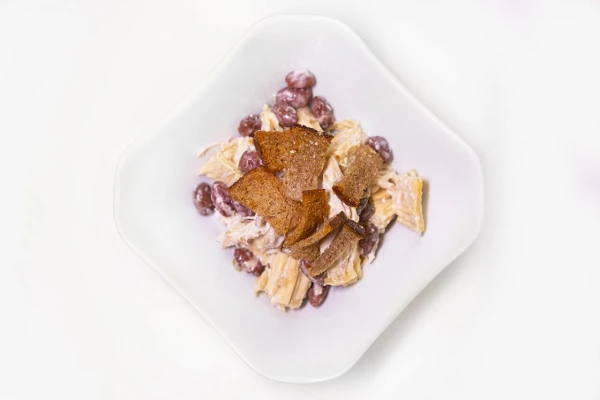 Салат из спаржи с курицей