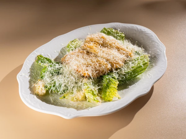 Цезарь с курицей