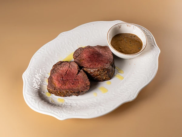 Медальоны из говяжей вырезки