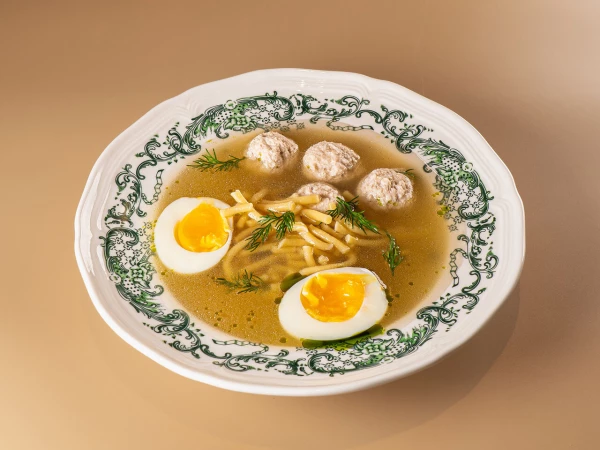 Куриная лапша с яйцом