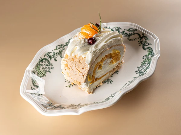 Меренговый рулет