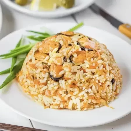 Плов с мидиями