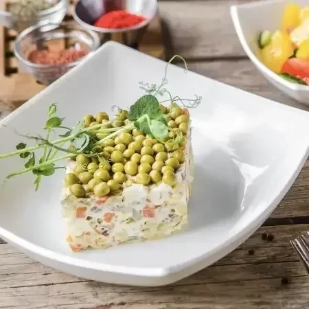 Оливье с говядиной