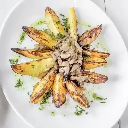Картофель запеченый с шампиньонами