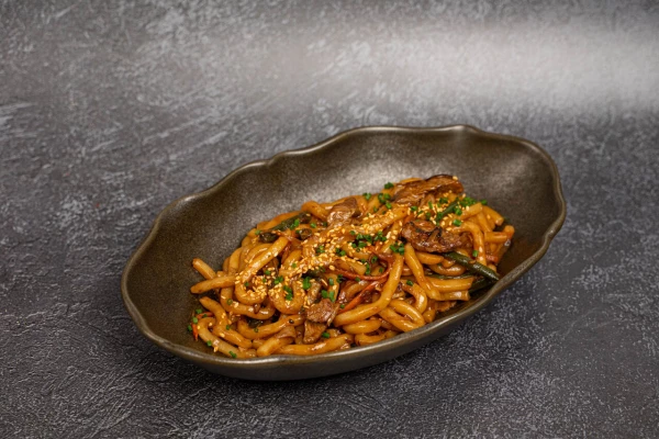 Удон с телятиной Умами