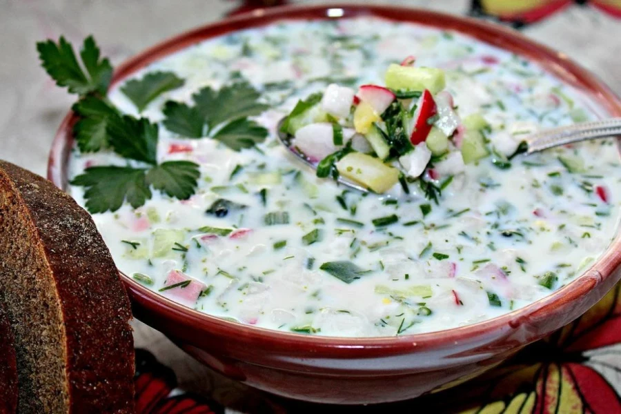 Окрошка с курицей
