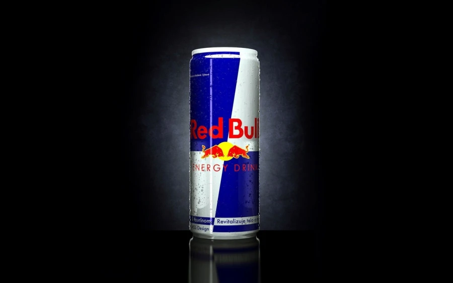 Энергетик Red Bull