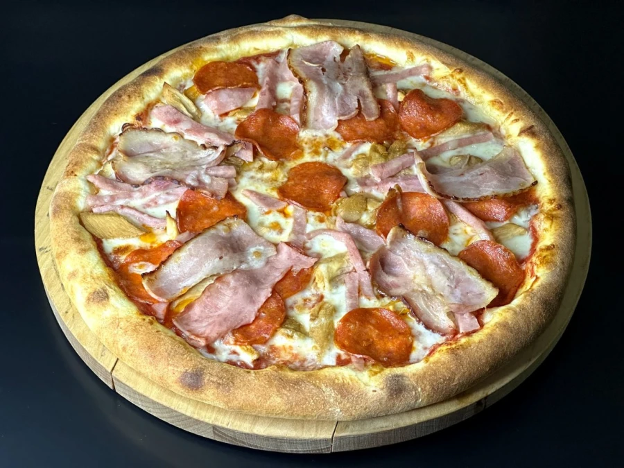 Пицца Фирменная мясная