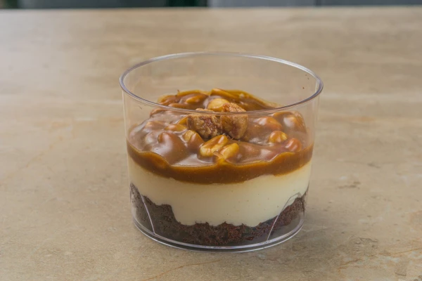 Трайфл Сникерс