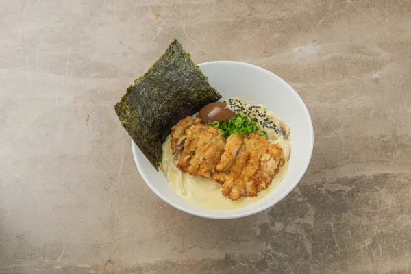 Сырный рамен с курицей кацу