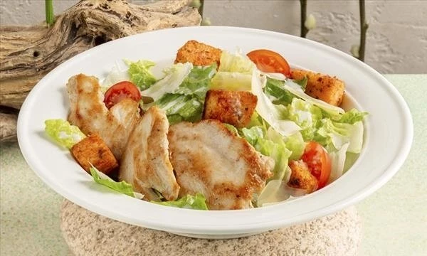 салат Цезарь классический