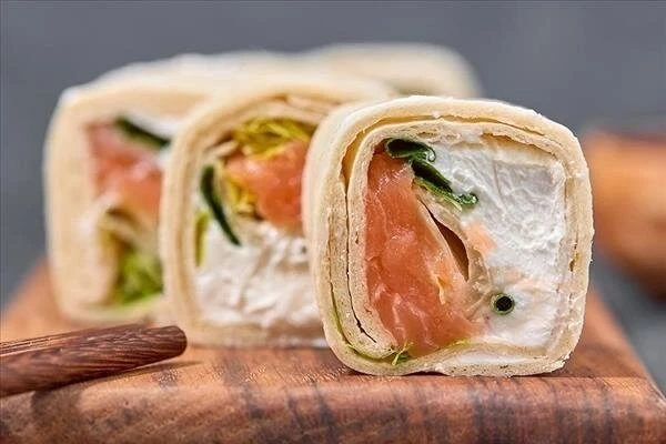 тортилья с Копченым Лососем