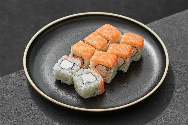 ролл Филадельфия Лайт с копченым лососем