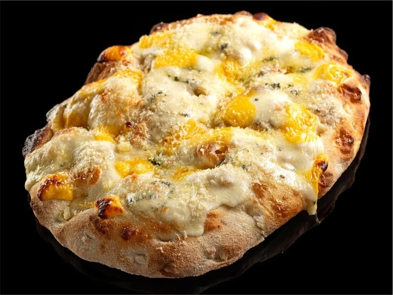 Пицца сырная Римская