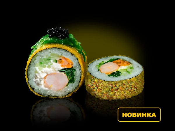 Ролл жаренный с креветкой и мидиями