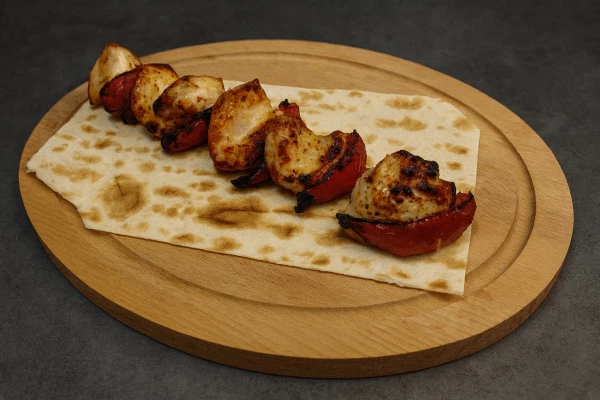 Индейка с перцем красным