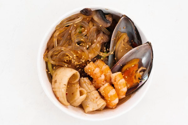 Лапша стеклянная с морепродуктами