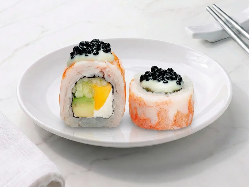 Ролл с манго и креветкой