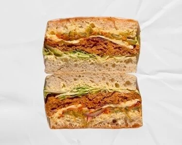 Сандо с рваной свининой