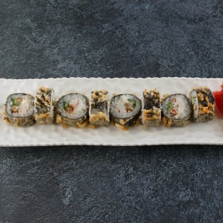 Темпура ролл с угрем и снежным крабом