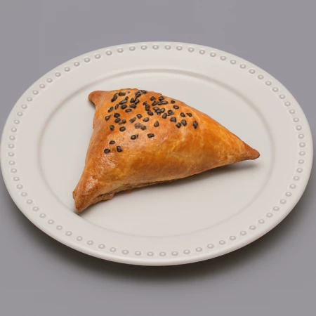 Самса из слоёного теста с сочной бараниной