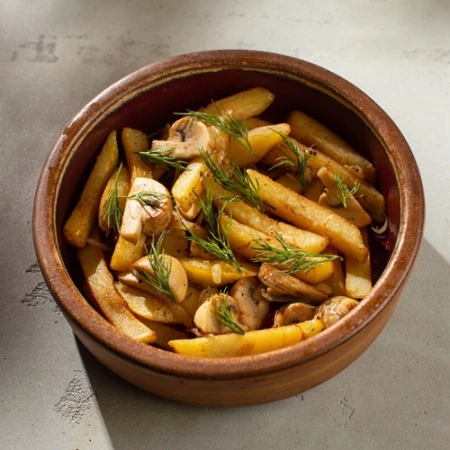 Жареный картофель с грибами