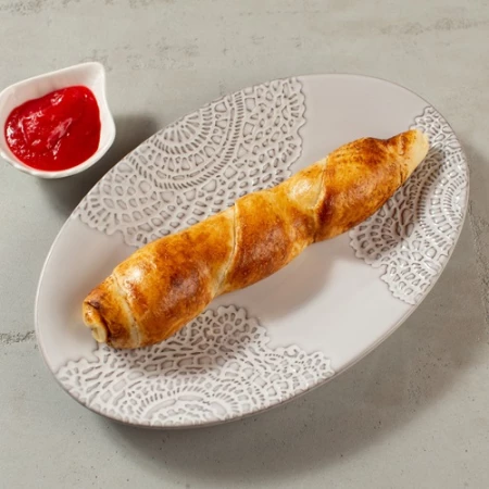 Хачапури на шампуре с томатным соусом