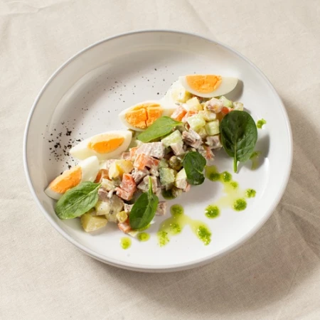 "Русский салат" с курицей