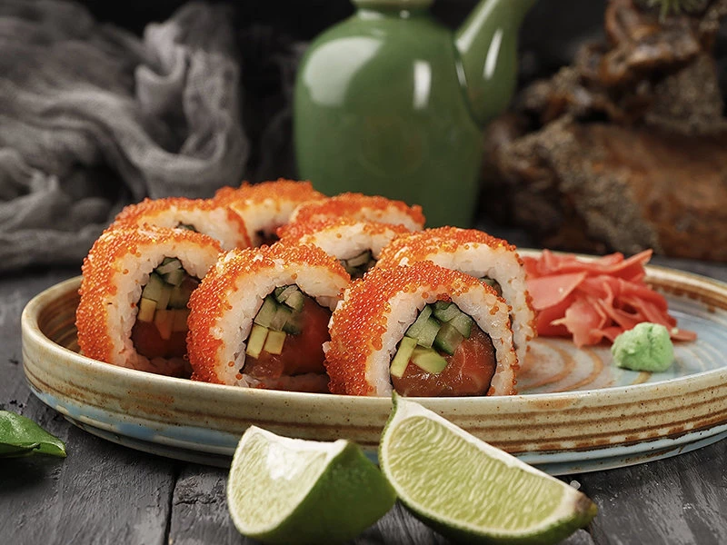 Калифорния с лососем ролл