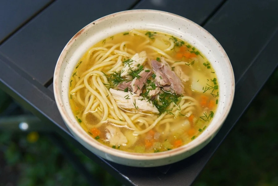 Лапша куриный бульон