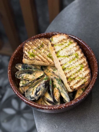 Мидии том ям