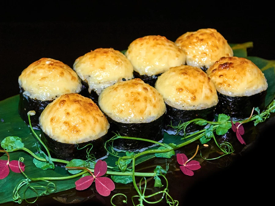Ролл запечённый с курицей
