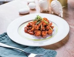 Хрустящая курочка в соусе терияки / остром корейском BBQ соусе