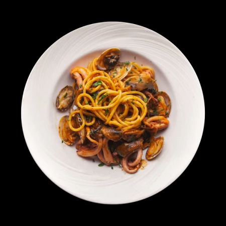 Паста с Морепродуктами в соусе Том Ям