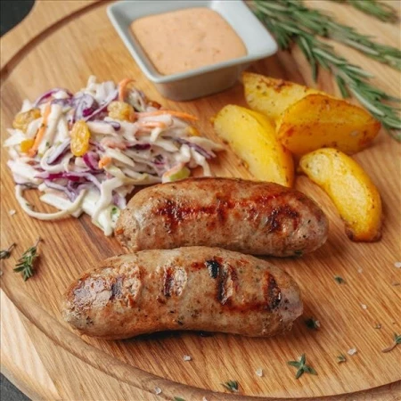 Колбаски с чеддером и халапеньо