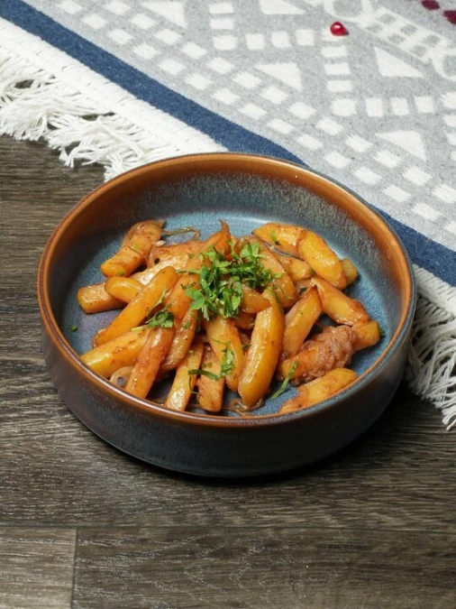 Картофель по-домашнему,жареный с луком 