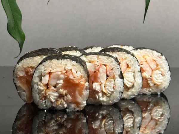 Роллбап угорь креветка лосось