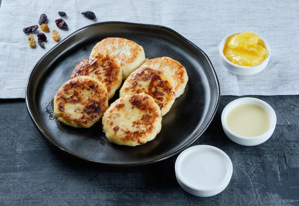 Сырники с изюмом с/м (0,480 кг)HALAL