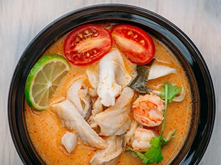 ТОМ ЯМ С МОРЕПРОДУКТАМИ