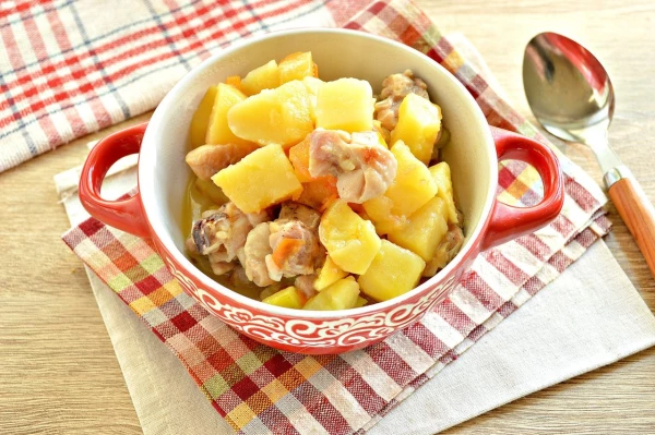 Картофель с курочкой по-домашнему