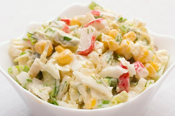 Салат Крабик с пекинской капустой
