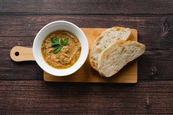 Паштет из куриной печени с чиабаттой