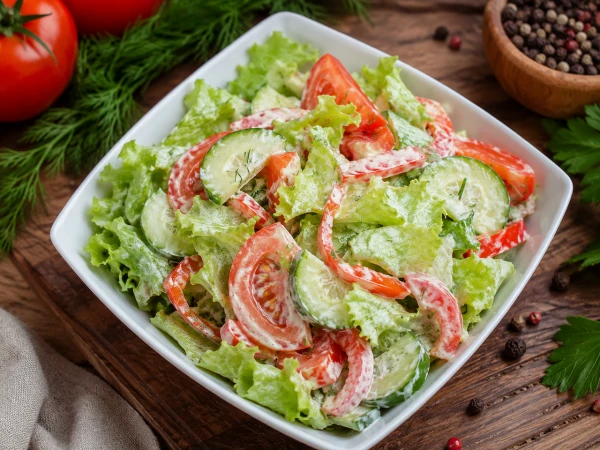 Салат "Летний" со сметаной