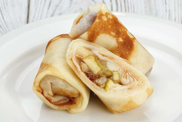 Блинчик с яблоком и бананом