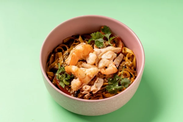 Вок с морепродуктами