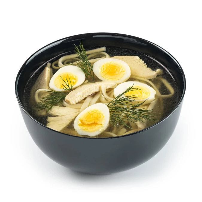 Куриный бульон с лапшой